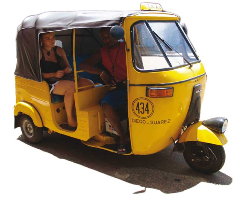 Le Taxi tricycle : Le nouveau mode de transport de la ville de Diego Suarez