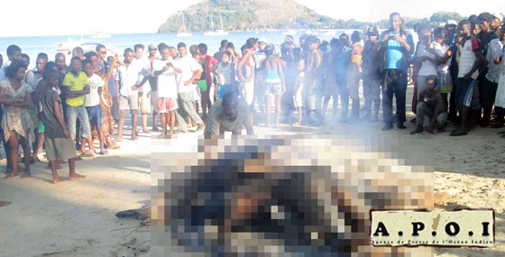 Malgré la présence de nombreux enfants, les assassins ont brûlé les deux étrangers - Photo : APOI