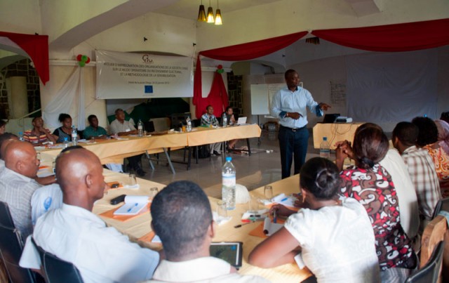Formation de 24 membres de la société civile d'Antsiranana en matière d'observation des élections à l'Hôtel de La Poste