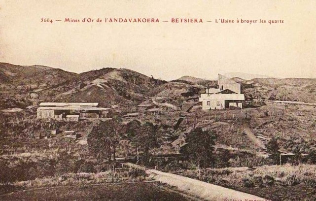 L’usine à broyer les quartz de Betsiaka au temps de la splendeur des mines d’Andavakoera