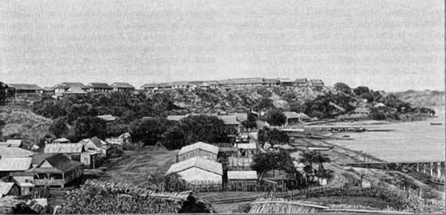 Le quartier militaire et la ville basse vers 1895