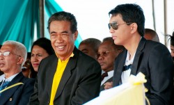Andry Rajoelina félicite le président du COCE Rakoto Dominique