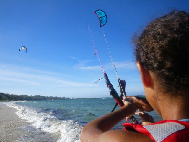 La Baie de Sakalava, haut lieu mondial pour la pratique du windsurf et du kitesurf
