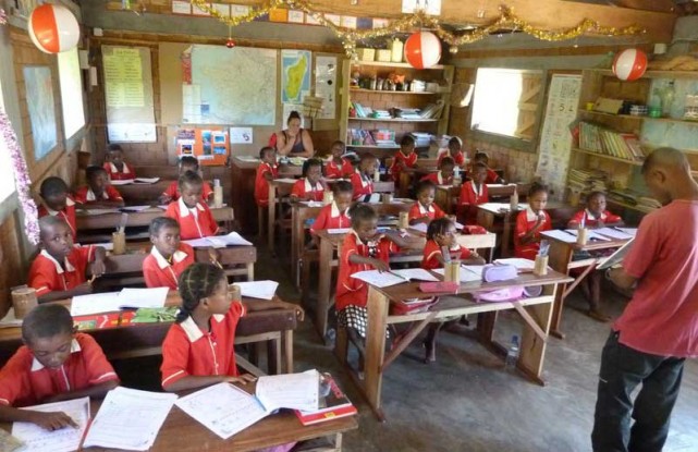 Les élèves de l'Ecole Primaire des Lionceaux de Ramena