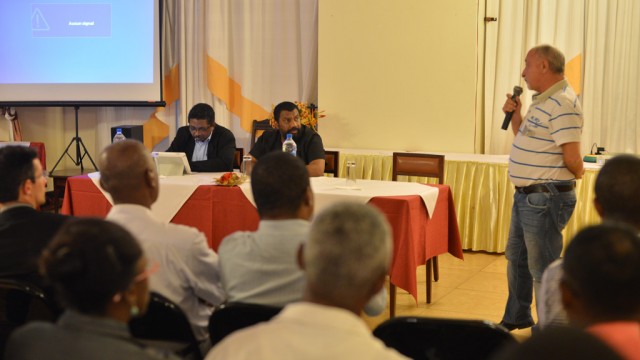 Rencontre avec les opérateurs économiques d’Antsiranana
 le 30 mai 2014 au Grand Hôtel. Photo : Fita