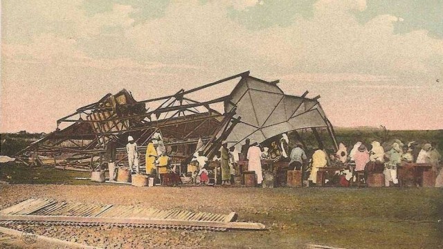 Le marché de Tanambao (actuel Bazary Kely) après le cyclone du 24 novembre 1912