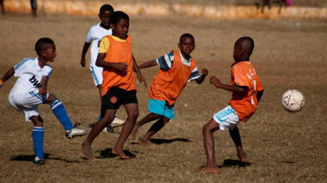 Grassroots : « apporter le football au plus grand nombre de jeunes »