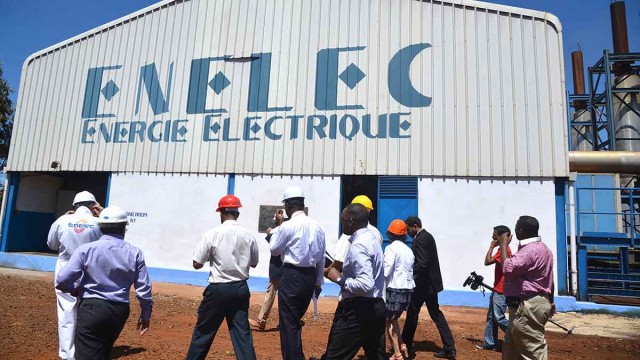Malgré les difficultés que connaît la JIRAMA, notamment financières, la société ENELEC a continué à fournir de l'électricité malgré les problèmes de paiement.