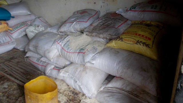 Un stock de 80 tonnes de riz impropre à la consommation a été saisissé par la police économique à Bazarikely