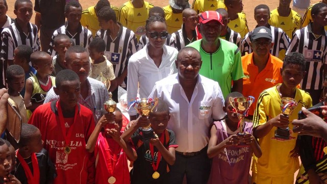 Un groupe composé d'une cinquantaine de personnes dont 35 enfants et 15 parents composait la délégation de l’École de Football Wana Simba de Mamoudzou