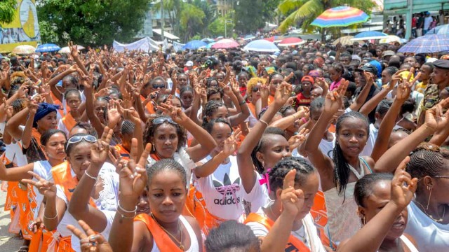 115 associations, entreprises et partis politiques ont participé à la marche à travers la ville d’Ambilobe.