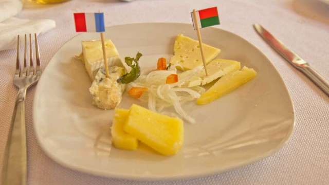 Plus de 1 500 chefs sur 5 continents ont rendu hommage à l’excellence de la cuisine française et à ses valeurs de partage autour d’un menu dédié tout en valorisant les produits locaux
